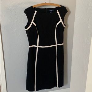 Chaps blk poly with with accent trim, sz 12. $18